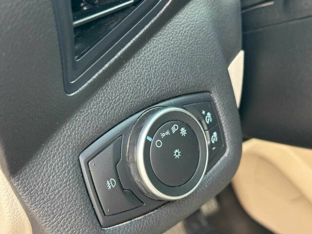 Белый Ситроен Берлинго, объемом двигателя 2 л и пробегом 410 тыс. км за 3990 $, фото 13 на Automoto.ua