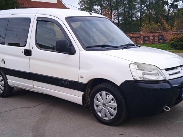 Білий Сітроен Берлінго, об'ємом двигуна 1.9 л та пробігом 300 тис. км за 3680 $, фото 2 на Automoto.ua