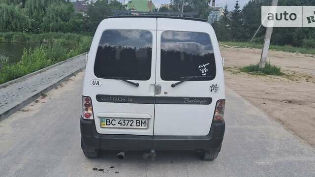 Белый Ситроен Берлинго, объемом двигателя 1.6 л и пробегом 410 тыс. км за 2999 $, фото 3 на Automoto.ua