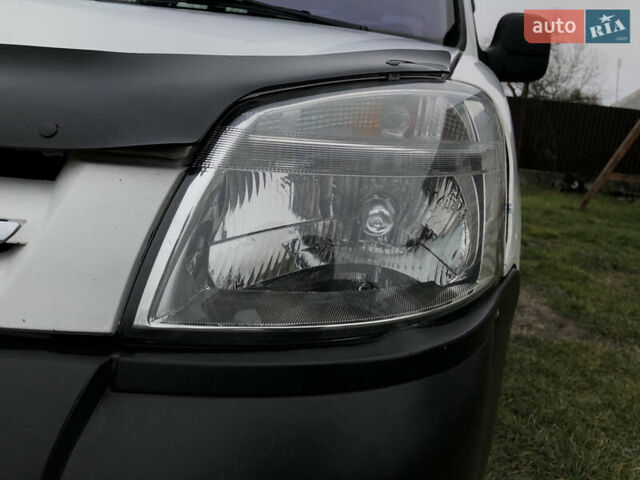 Белый Ситроен Берлинго, объемом двигателя 1.87 л и пробегом 344 тыс. км за 3299 $, фото 7 на Automoto.ua