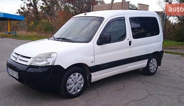 Ситроен Берлинго 2003 в Славуте на Automoto.ua Белый Ситроен Берлинго, объемом двигателя 1.9 л и пробегом 300 тыс. км за 3680 $, фото 4 на Automoto.ua