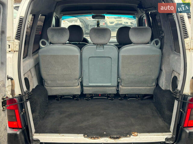 Белый Ситроен Берлинго, объемом двигателя 2 л и пробегом 410 тыс. км за 3990 $, фото 22 на Automoto.ua