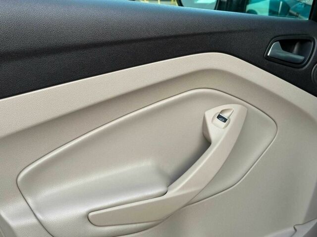 Белый Ситроен Берлинго, объемом двигателя 2 л и пробегом 410 тыс. км за 3990 $, фото 16 на Automoto.ua