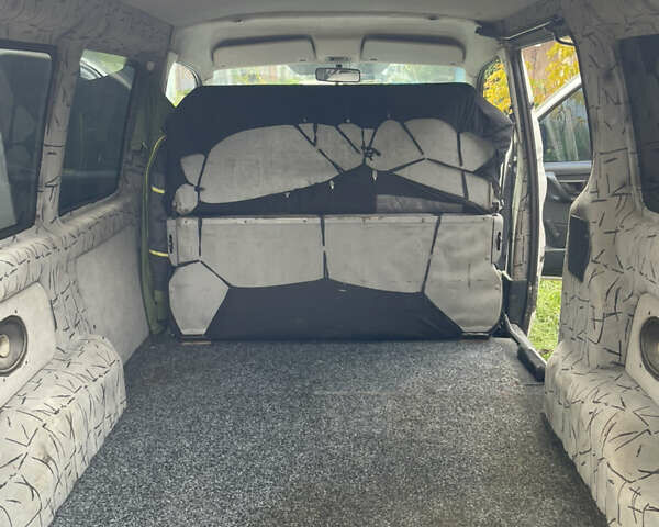 Белый Ситроен Берлинго, объемом двигателя 1.9 л и пробегом 430 тыс. км за 3200 $, фото 8 на Automoto.ua