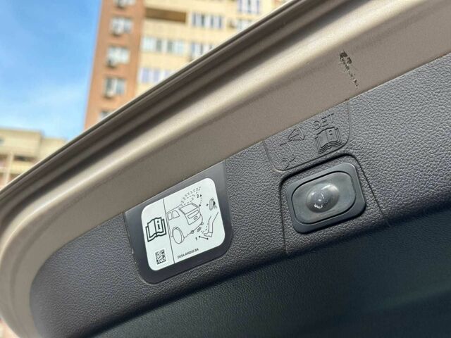 Белый Ситроен Берлинго, объемом двигателя 2 л и пробегом 410 тыс. км за 3990 $, фото 18 на Automoto.ua