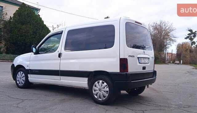 Ситроен Берлинго 2003 в Славуте на Automoto.ua Белый Ситроен Берлинго, объемом двигателя 1.9 л и пробегом 300 тыс. км за 3680 $, фото 6 на Automoto.ua