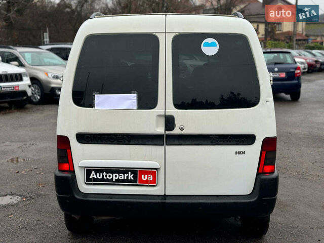 Белый Ситроен Берлинго, объемом двигателя 2 л и пробегом 410 тыс. км за 3990 $, фото 4 на Automoto.ua