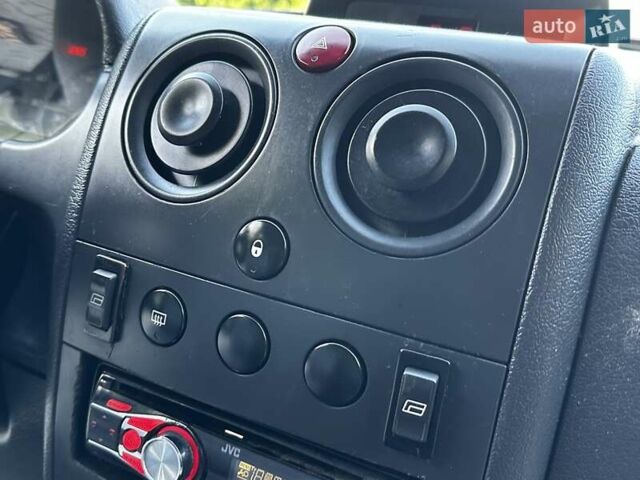 Белый Ситроен Берлинго, объемом двигателя 1.9 л и пробегом 250 тыс. км за 3600 $, фото 50 на Automoto.ua
