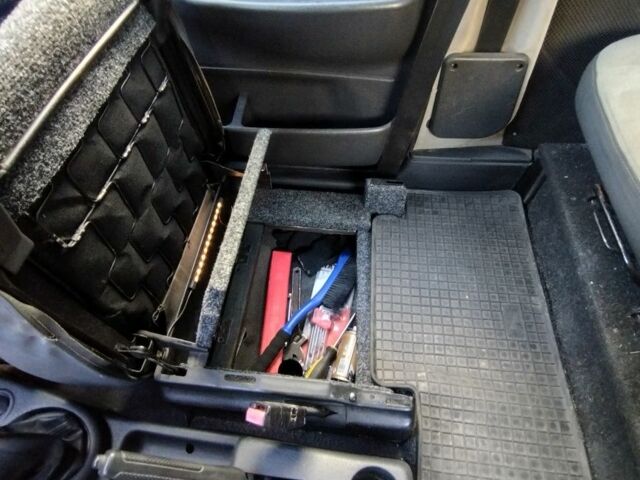 Ситроен Берлинго 2004 в Славуте на Automoto.ua Белый Ситроен Берлинго, объемом двигателя 2 л и пробегом 350 тыс. км за 3000 $, фото 11 на Automoto.ua