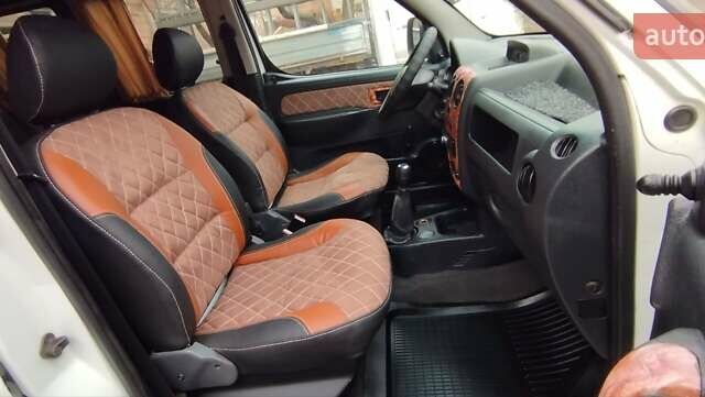 Білий Сітроен Берлінго, об'ємом двигуна 1.9 л та пробігом 311 тис. км за 3500 $, фото 13 на Automoto.ua