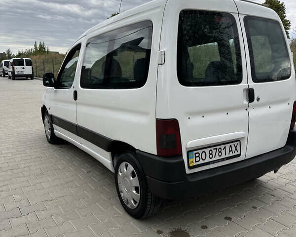 Білий Сітроен Берлінго, об'ємом двигуна 2 л та пробігом 370 тис. км за 3000 $, фото 13 на Automoto.ua