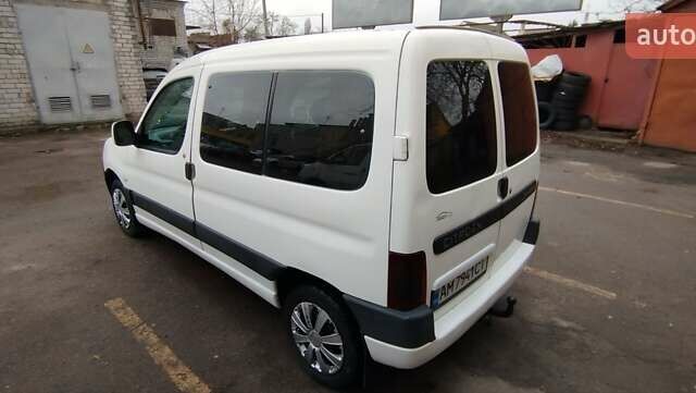 Білий Сітроен Берлінго, об'ємом двигуна 1.9 л та пробігом 311 тис. км за 3500 $, фото 6 на Automoto.ua