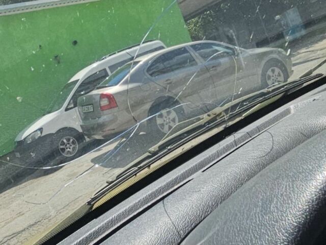 Белый Ситроен Берлинго, объемом двигателя 1.9 л и пробегом 260 тыс. км за 1650 $, фото 7 на Automoto.ua