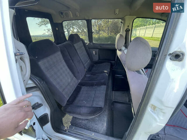 Ситроен Берлинго 2004 в Черновцах на Automoto.ua Белый Ситроен Берлинго, объемом двигателя 1.87 л и пробегом 443 тыс. км за 3500 $, фото 4 на Automoto.ua