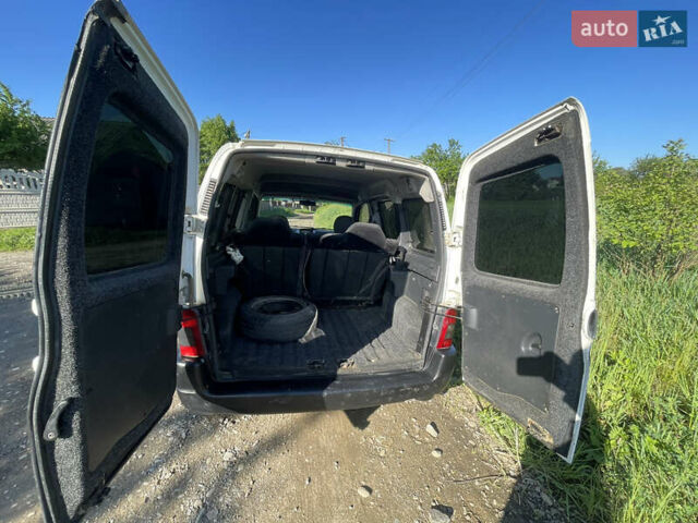 Ситроен Берлинго 2004 в Черновцах на Automoto.ua Белый Ситроен Берлинго, объемом двигателя 1.87 л и пробегом 443 тыс. км за 3500 $, фото 2 на Automoto.ua