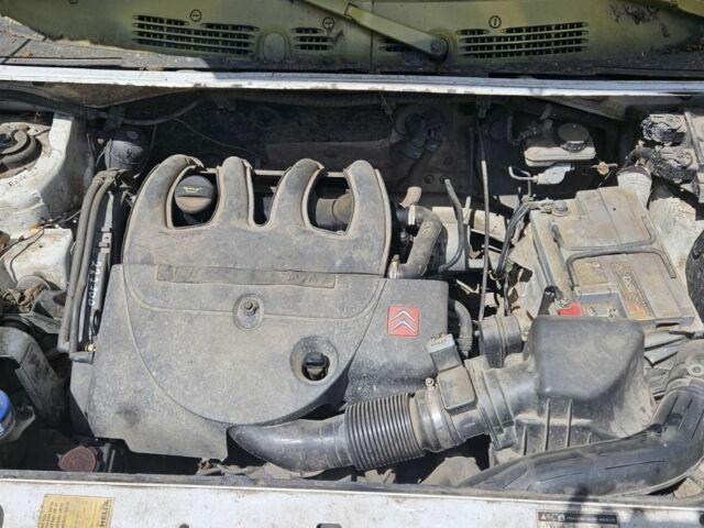 Білий Сітроен Берлінго, об'ємом двигуна 1.9 л та пробігом 260 тис. км за 1650 $, фото 1 на Automoto.ua