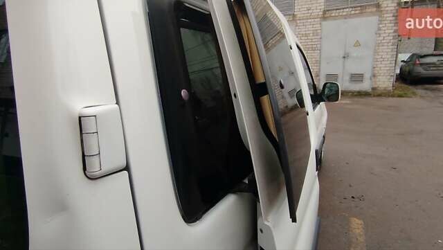 Білий Сітроен Берлінго, об'ємом двигуна 1.9 л та пробігом 311 тис. км за 3500 $, фото 25 на Automoto.ua