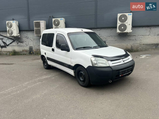 Білий Сітроен Берлінго, об'ємом двигуна 1.9 л та пробігом 270 тис. км за 3600 $, фото 2 на Automoto.ua