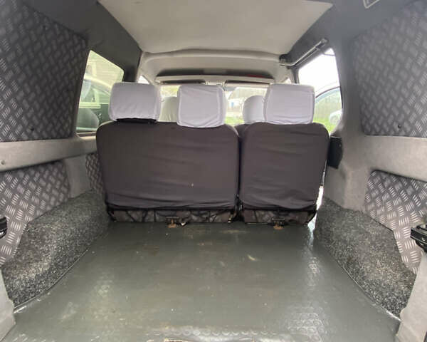 Белый Ситроен Берлинго, объемом двигателя 2 л и пробегом 315 тыс. км за 3250 $, фото 10 на Automoto.ua