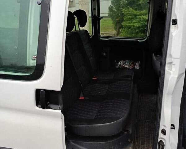 Білий Сітроен Берлінго, об'ємом двигуна 1.9 л та пробігом 245 тис. км за 2543 $, фото 6 на Automoto.ua