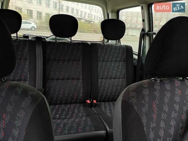 Білий Сітроен Берлінго, об'ємом двигуна 1.9 л та пробігом 245 тис. км за 2543 $, фото 7 на Automoto.ua