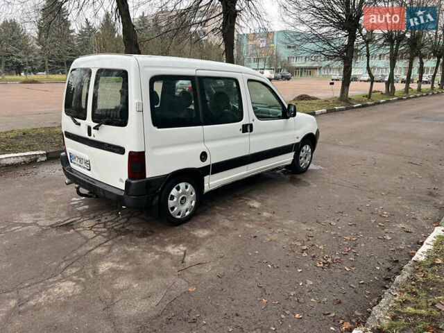 Белый Ситроен Берлинго, объемом двигателя 1.9 л и пробегом 210 тыс. км за 3800 $, фото 4 на Automoto.ua