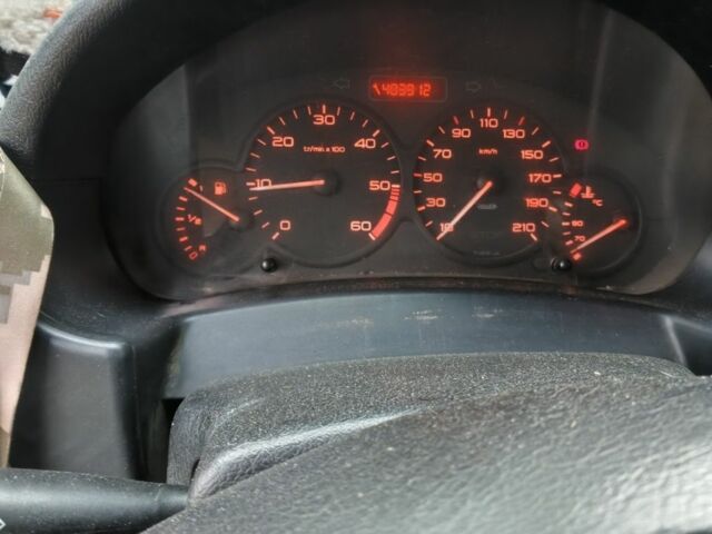 Білий Сітроен Берлінго, об'ємом двигуна 0 л та пробігом 403 тис. км за 4500 $, фото 6 на Automoto.ua