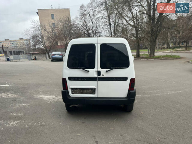 Білий Сітроен Берлінго, об'ємом двигуна 1.9 л та пробігом 270 тис. км за 3600 $, фото 4 на Automoto.ua