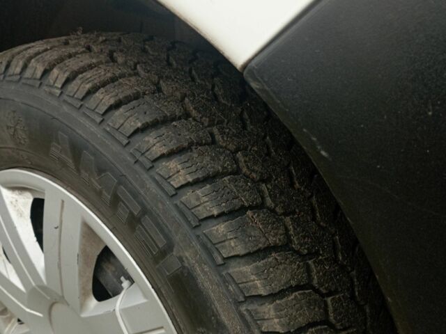 Белый Ситроен Берлинго, объемом двигателя 2 л и пробегом 234 тыс. км за 3100 $, фото 3 на Automoto.ua