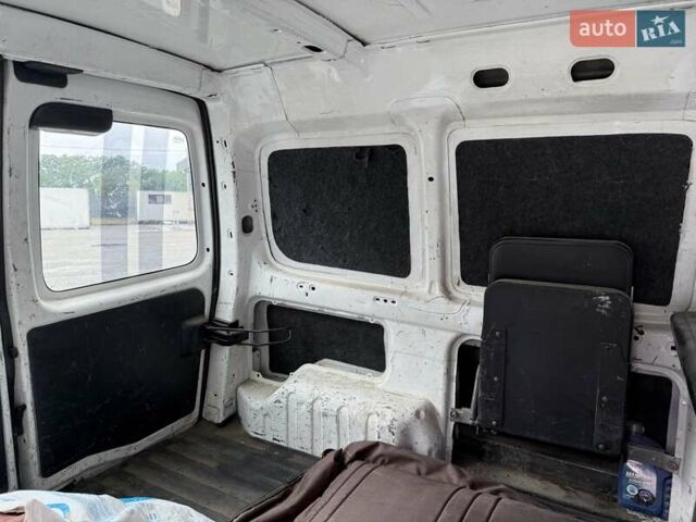 Белый Ситроен Берлинго, объемом двигателя 1.9 л и пробегом 340 тыс. км за 3000 $, фото 7 на Automoto.ua