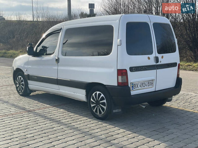Белый Ситроен Берлинго, объемом двигателя 2 л и пробегом 263 тыс. км за 4400 $, фото 12 на Automoto.ua