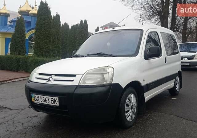 Белый Ситроен Берлинго, объемом двигателя 1.87 л и пробегом 303 тыс. км за 3550 $, фото 2 на Automoto.ua