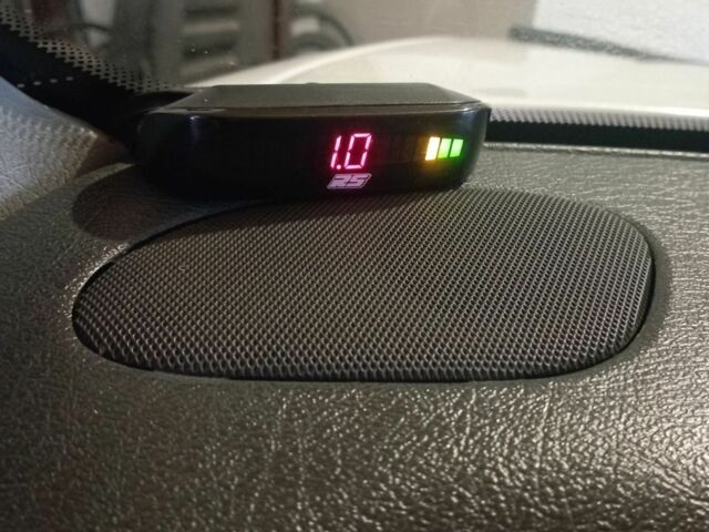 Белый Ситроен Берлинго, объемом двигателя 2 л и пробегом 234 тыс. км за 3100 $, фото 7 на Automoto.ua