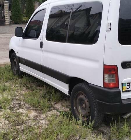 Білий Сітроен Берлінго, об'ємом двигуна 1.36 л та пробігом 302 тис. км за 3400 $, фото 2 на Automoto.ua