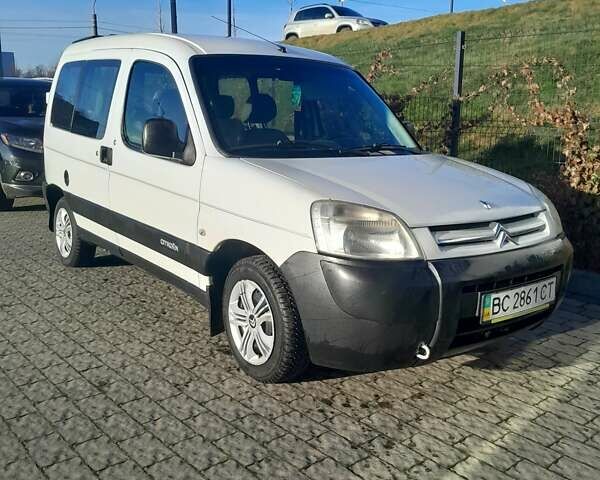 Белый Ситроен Берлинго, объемом двигателя 1.36 л и пробегом 305 тыс. км за 2800 $, фото 14 на Automoto.ua