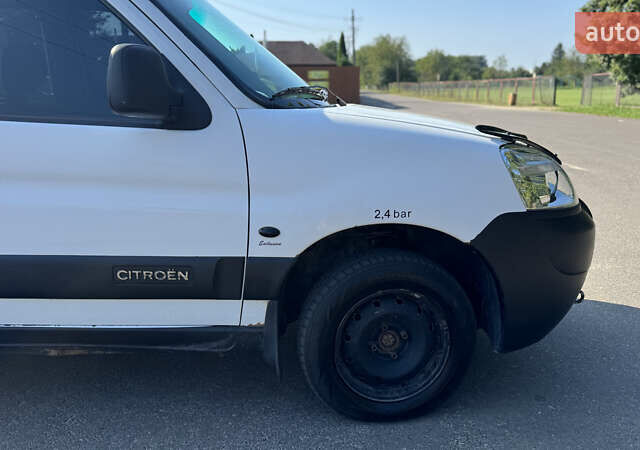 Ситроен Берлинго 2006 в Ровно на Automoto.ua Белый Ситроен Берлинго, объемом двигателя 1.9 л и пробегом 409 тыс. км за 3500 $, фото 3 на Automoto.ua