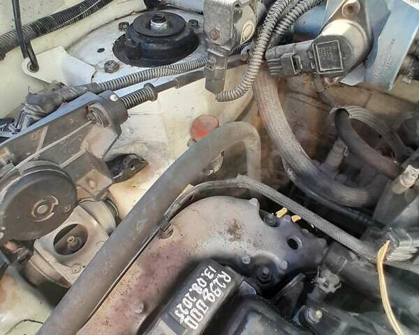 Белый Ситроен Берлинго, объемом двигателя 1.36 л и пробегом 305 тыс. км за 2800 $, фото 10 на Automoto.ua