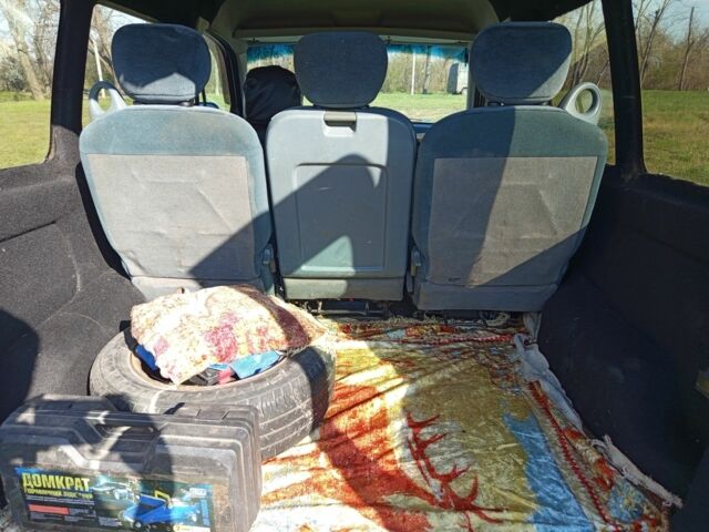 Білий Сітроен Берлінго, об'ємом двигуна 1.4 л та пробігом 185 тис. км за 2700 $, фото 1 на Automoto.ua