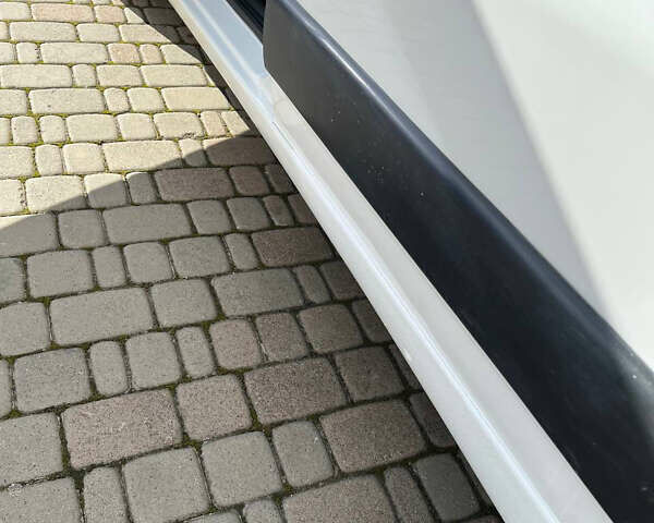 Ситроен Берлинго 2006 в Стрые на Automoto.ua Белый Ситроен Берлинго, объемом двигателя 1.9 л и пробегом 246 тыс. км за 4100 $, фото 13 на Automoto.ua