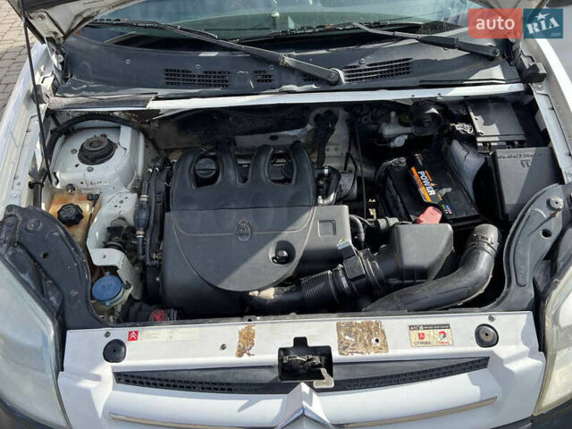 Ситроен Берлинго 2006 в Стрые на Automoto.ua Белый Ситроен Берлинго, объемом двигателя 1.9 л и пробегом 246 тыс. км за 4100 $, фото 44 на Automoto.ua