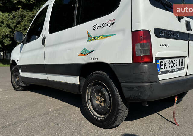 Ситроен Берлинго 2006 в Ровно на Automoto.ua Белый Ситроен Берлинго, объемом двигателя 1.9 л и пробегом 409 тыс. км за 3500 $, фото 12 на Automoto.ua