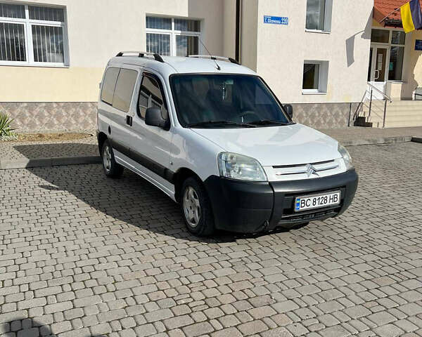 Ситроен Берлинго 2006 в Стрые на Automoto.ua Белый Ситроен Берлинго, объемом двигателя 1.9 л и пробегом 246 тыс. км за 4100 $, фото 23 на Automoto.ua