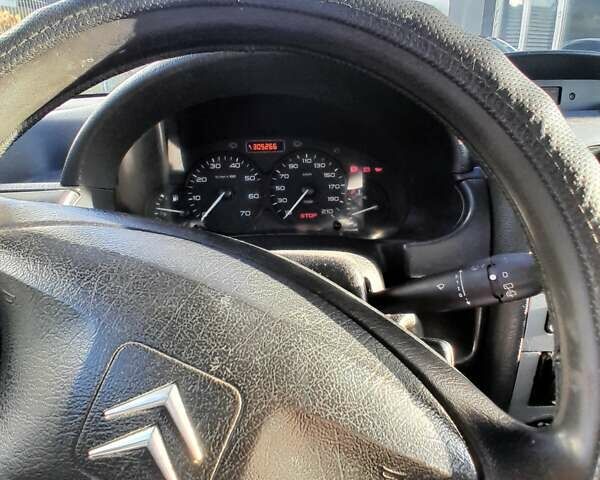 Белый Ситроен Берлинго, объемом двигателя 1.36 л и пробегом 305 тыс. км за 2800 $, фото 12 на Automoto.ua