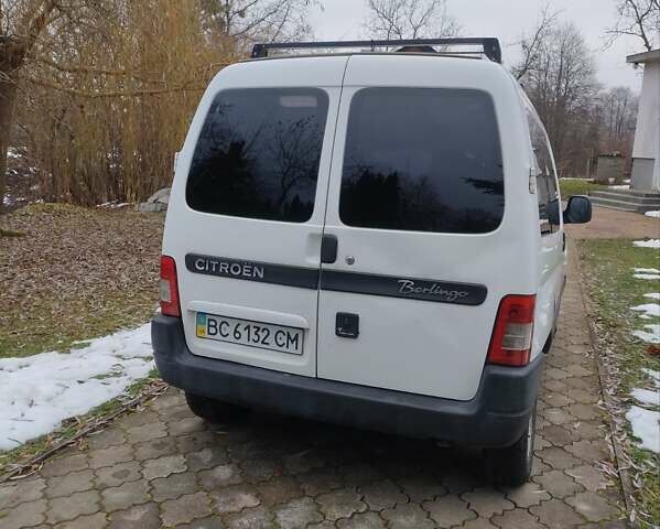 Белый Ситроен Берлинго, объемом двигателя 2 л и пробегом 235 тыс. км за 4100 $, фото 5 на Automoto.ua