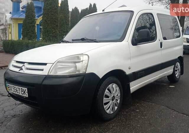 Белый Ситроен Берлинго, объемом двигателя 1.87 л и пробегом 303 тыс. км за 3550 $, фото 13 на Automoto.ua