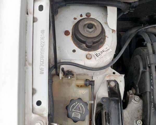 Белый Ситроен Берлинго, объемом двигателя 2 л и пробегом 235 тыс. км за 4100 $, фото 11 на Automoto.ua