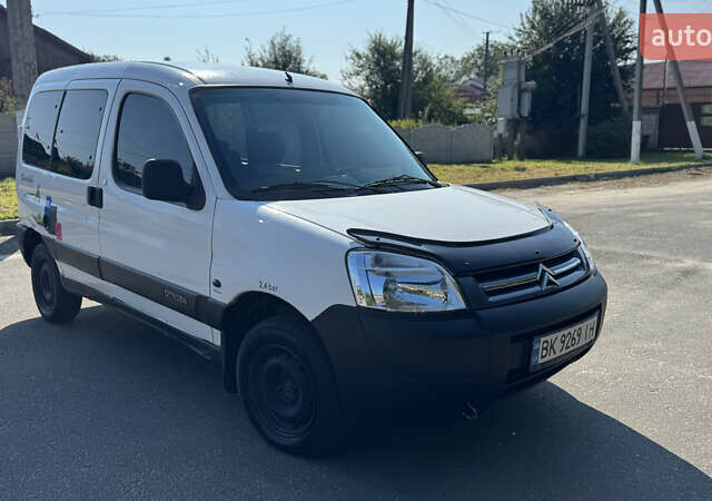 Ситроен Берлинго 2006 в Ровно на Automoto.ua Белый Ситроен Берлинго, объемом двигателя 1.9 л и пробегом 409 тыс. км за 3500 $, фото 2 на Automoto.ua