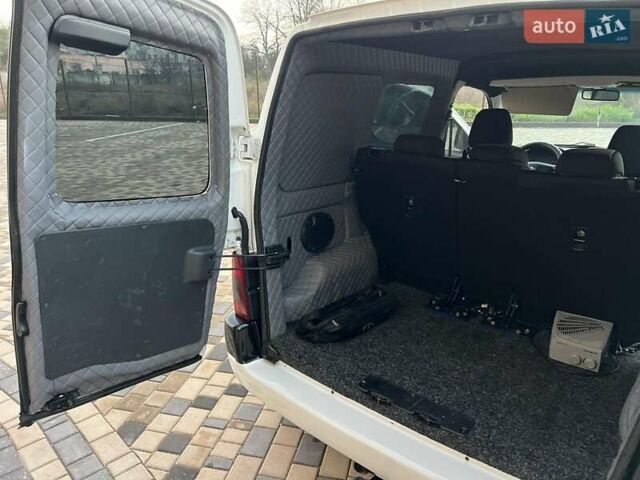 Белый Ситроен Берлинго, объемом двигателя 2 л и пробегом 345 тыс. км за 2999 $, фото 14 на Automoto.ua