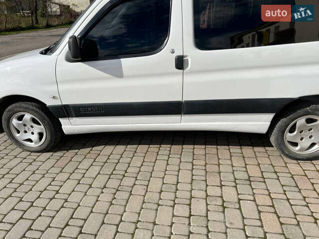 Ситроен Берлинго 2006 в Стрые на Automoto.ua Белый Ситроен Берлинго, объемом двигателя 1.9 л и пробегом 246 тыс. км за 4100 $, фото 10 на Automoto.ua