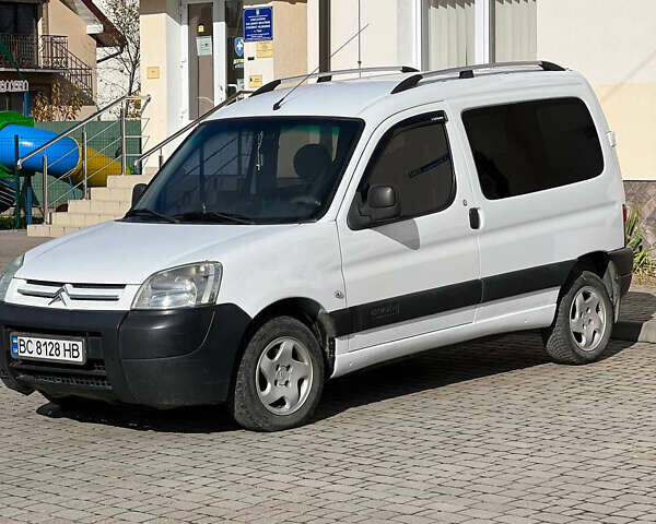 Ситроен Берлинго 2006 в Стрые на Automoto.ua Белый Ситроен Берлинго, объемом двигателя 1.9 л и пробегом 246 тыс. км за 4100 $, фото 16 на Automoto.ua